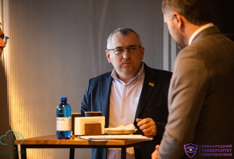 CyberPark 2021 Круглий стіл високого рівня «Актуальні питання до Закону України «Про критичну інфраструктуру» - від законотворців до ключових виконавців» 46 img 2644