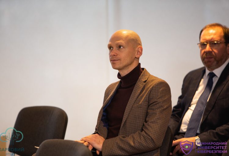 CyberPark 2021 Круглий стіл високого рівня «Актуальні питання до Закону України «Про критичну інфраструктуру» - від законотворців до ключових виконавців» 31 img 2677