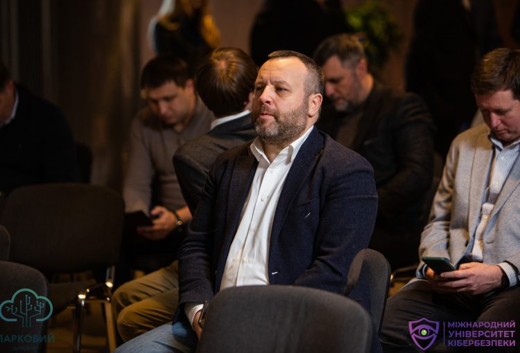 CyberPark 2021 Круглий стіл високого рівня «Актуальні питання до Закону України «Про критичну інфраструктуру» - від законотворців до ключових виконавців» 33 img 2681