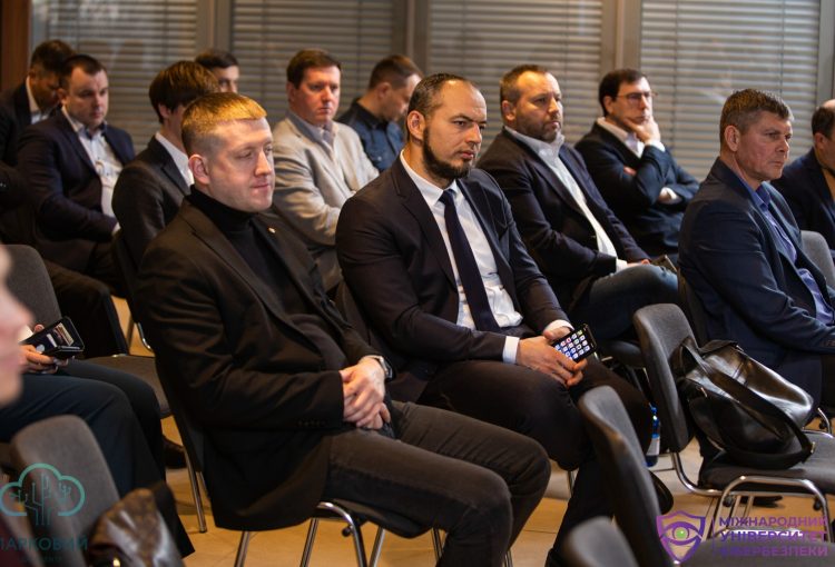CyberPark 2021 Круглий стіл високого рівня «Актуальні питання до Закону України «Про критичну інфраструктуру» - від законотворців до ключових виконавців» 6 img 2828